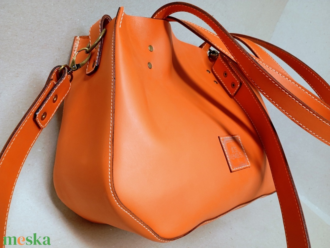 Kisebb mindentbele táska - narancs - táska & tok - kézitáska & válltáska - nagy pakolós táska - Meska.hu Kisebb mindentbele táska - narancs - táska & tok - kézitáska & válltáska - nagy pakolós táska - Meska.hu