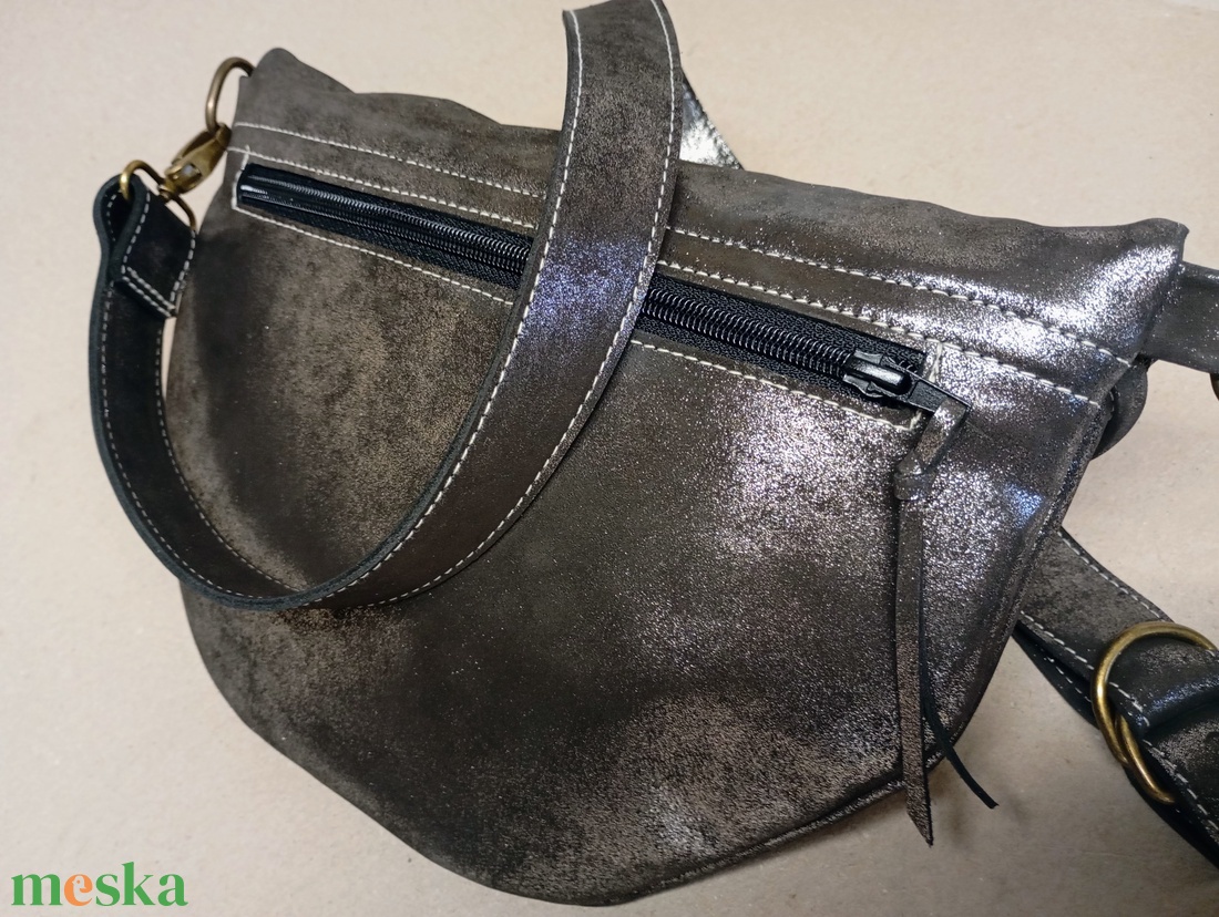 Nagy övtáska - bronzbarna - táska & tok - övtáska - Meska.hu