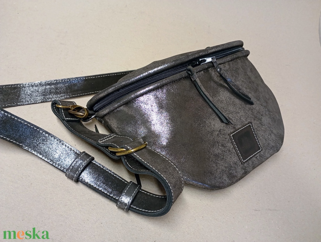 Nagy övtáska - bronzbarna - táska & tok - övtáska - Meska.hu