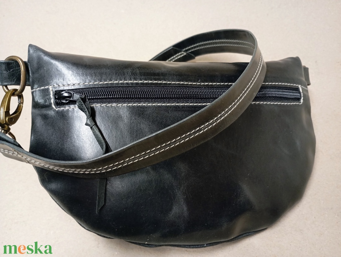 Övtáska - fekete kecske - táska & tok - övtáska - Meska.hu