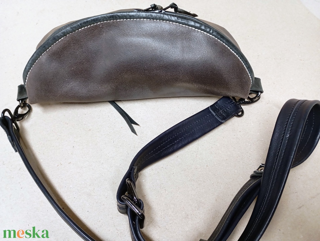 Övtáska - barna/fekete - táska & tok - övtáska - Meska.hu