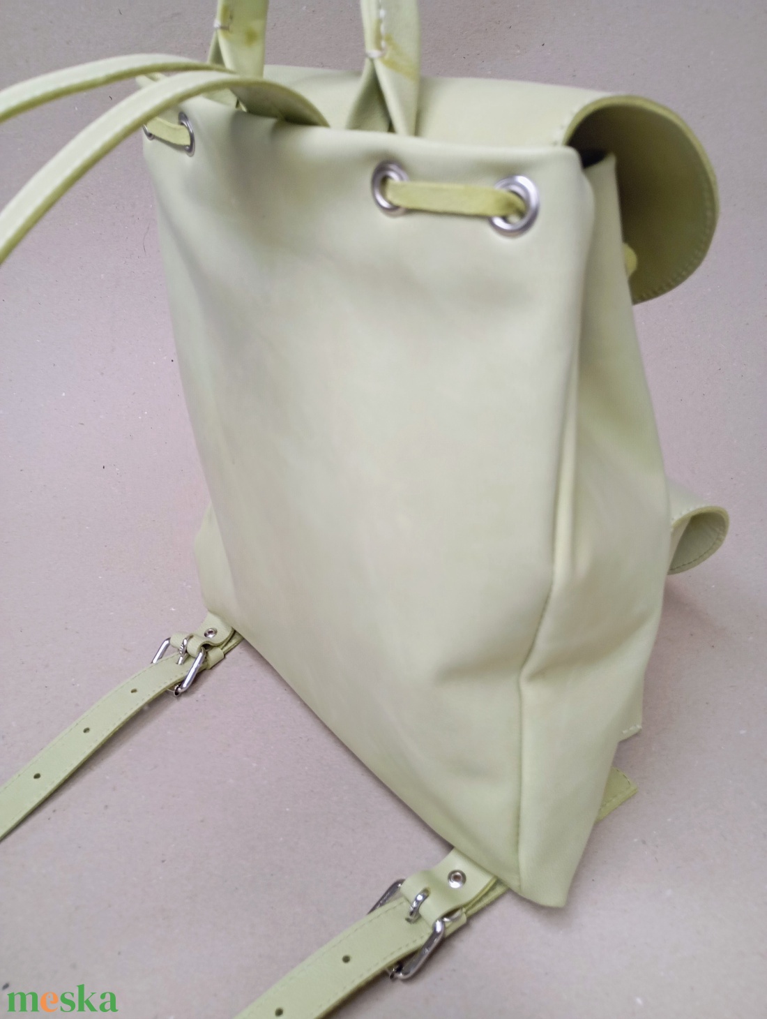 Pici almazöld hátizsák - táska & tok - hátizsák - hátizsák - Meska.hu