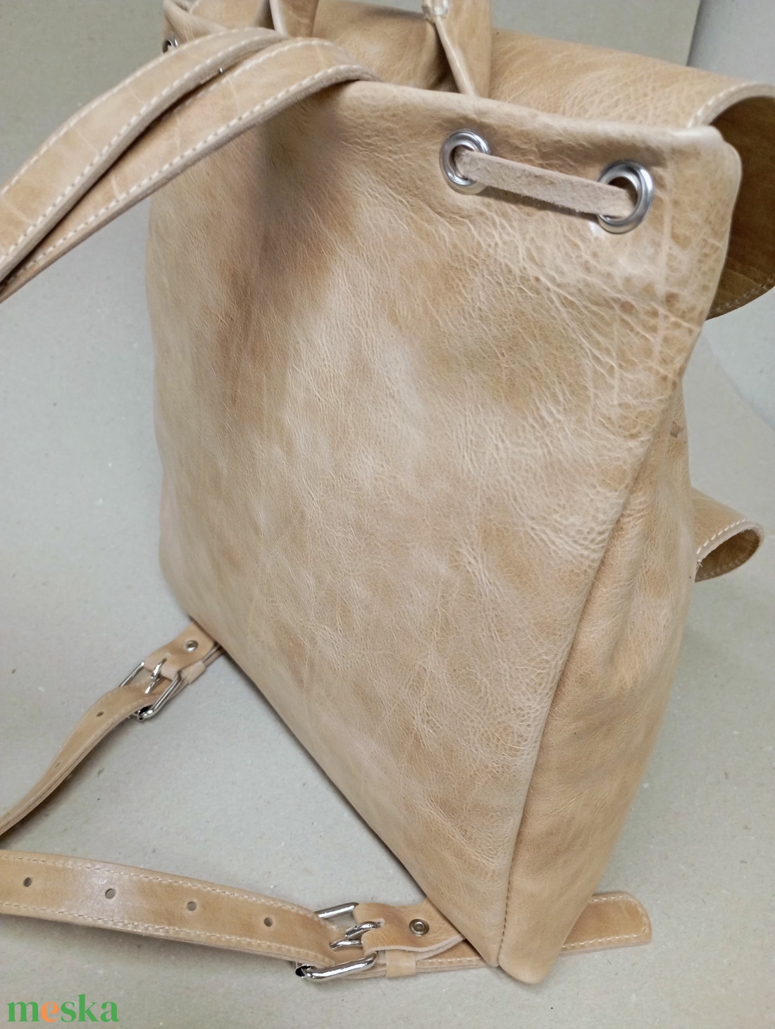 Pici drapp hátizsák  - táska & tok - hátizsák - hátizsák - Meska.hu