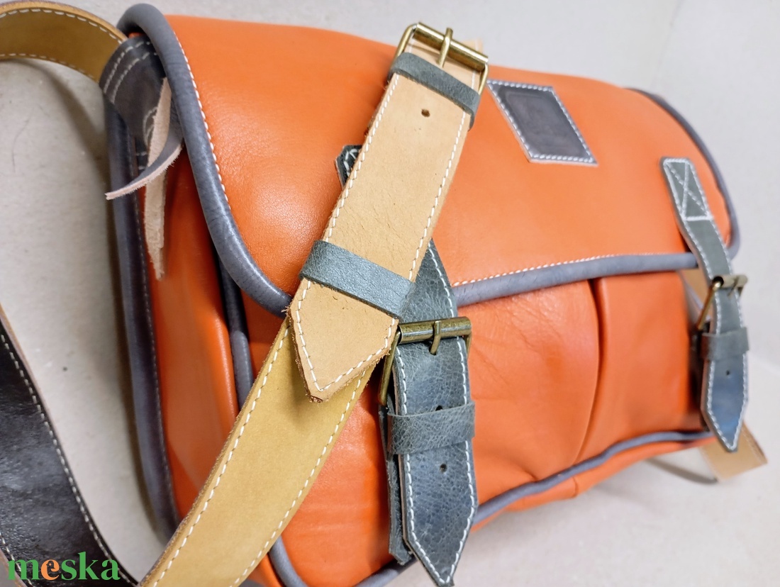 Kisebb kapkodó táska akár bringázni_narancs - táska & tok - kézitáska & válltáska - vállon átvethető táska - Meska.hu