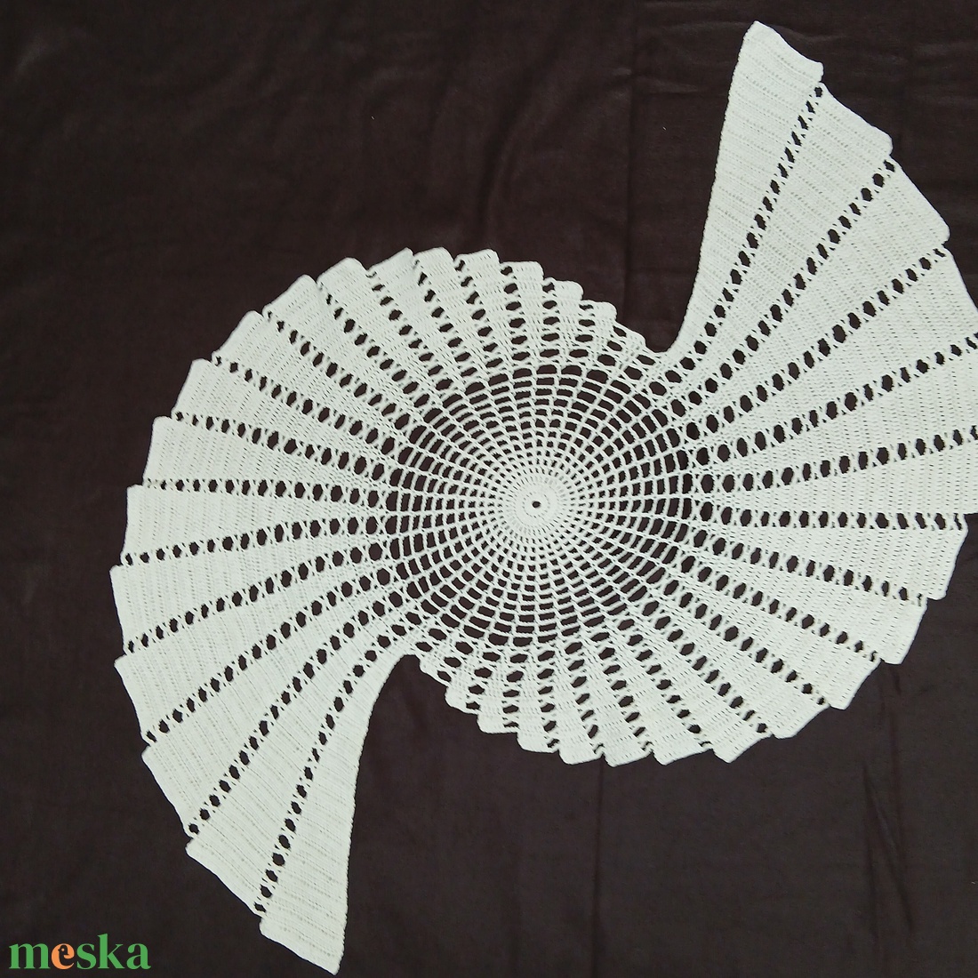 'Kagyló' terítő - otthon & életmód - dekoráció - asztal és polc dekoráció - horgolt & csipketerítő - Meska.hu