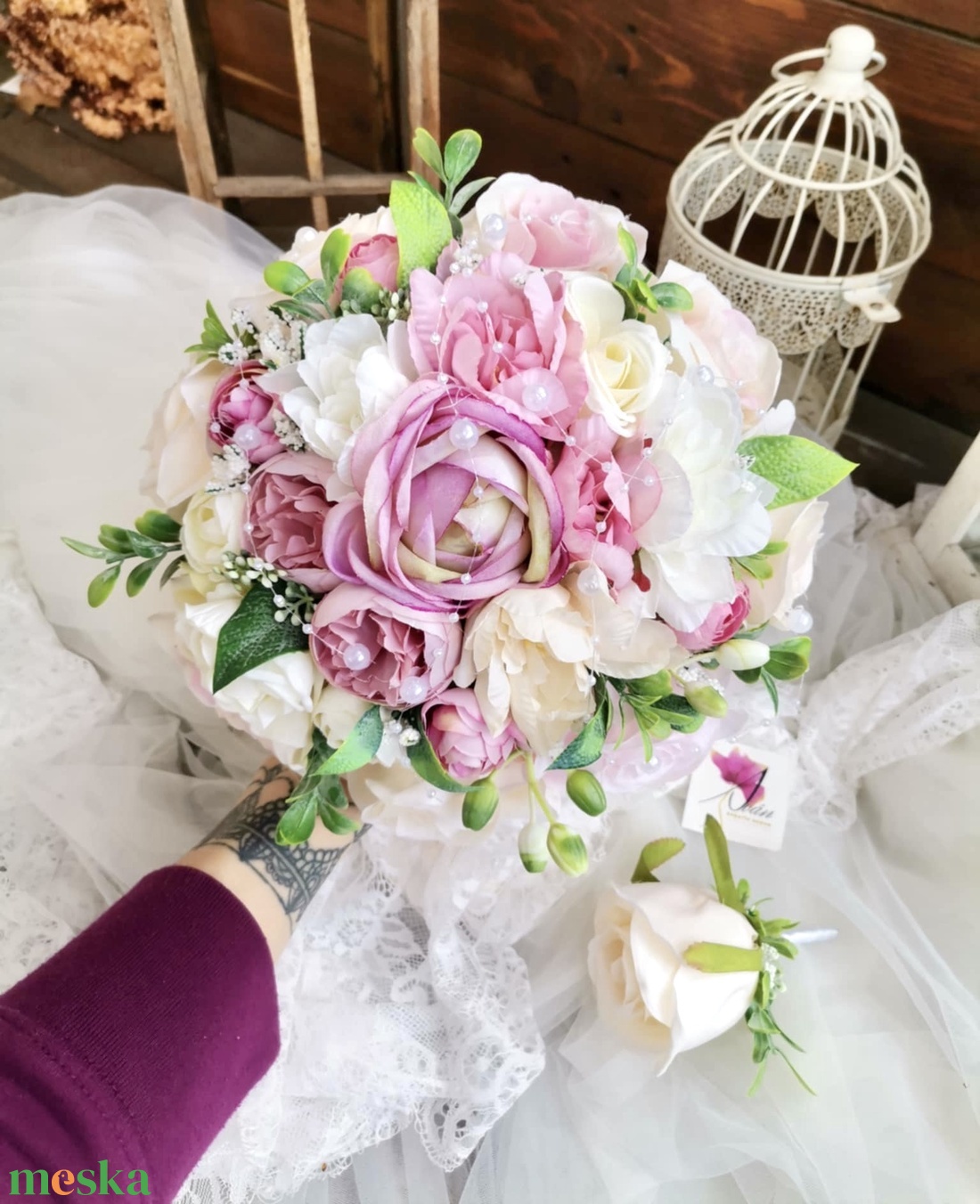 púder nude rózsaszín  menyasszonyi csokor, örökcsokor, selyemvirág csokor kitűzővel (Gyöngy_pasztell) - esküvő - menyasszonyi- és dobócsokor - Meska.hu