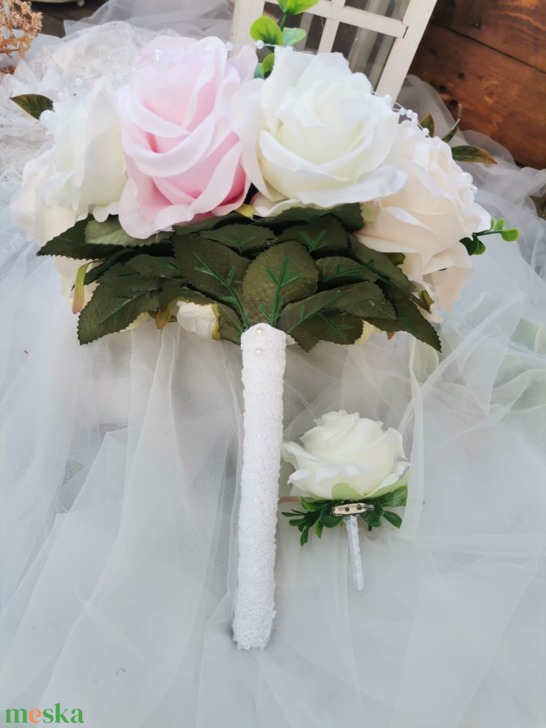 Gyöngyös Pasztell magenta menyasszonyi csokor, örökcsokor, selyemvirág csokor kitűzővel (Gyöngy_magenta_nude) - esküvő - menyasszonyi- és dobócsokor - Meska.hu