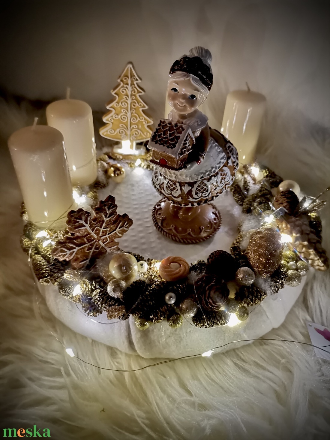 LED-es Világító, mézeskalács nagymama adventi koszorú, mézeskalács adventi dísz - karácsony - adventi díszek - adventi koszorú - Meska.hu LED-es Világító, mézeskalács nagymama adventi koszorú, mézeskalács adventi dísz - karácsony - adventi díszek - adventi koszorú - Meska.hu