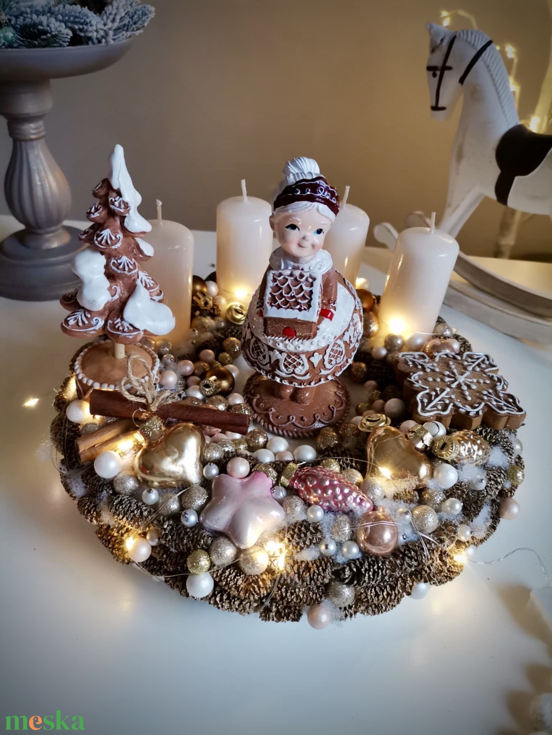 Világító nagymama adventi koszorú, mézeskalács karácsonyi dísz - karácsony - adventi díszek - adventi koszorú - Meska.hu