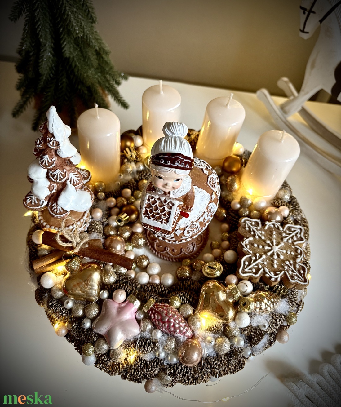 Világító nagymama adventi koszorú, mézeskalács karácsonyi dísz - karácsony - adventi díszek - adventi koszorú - Meska.hu