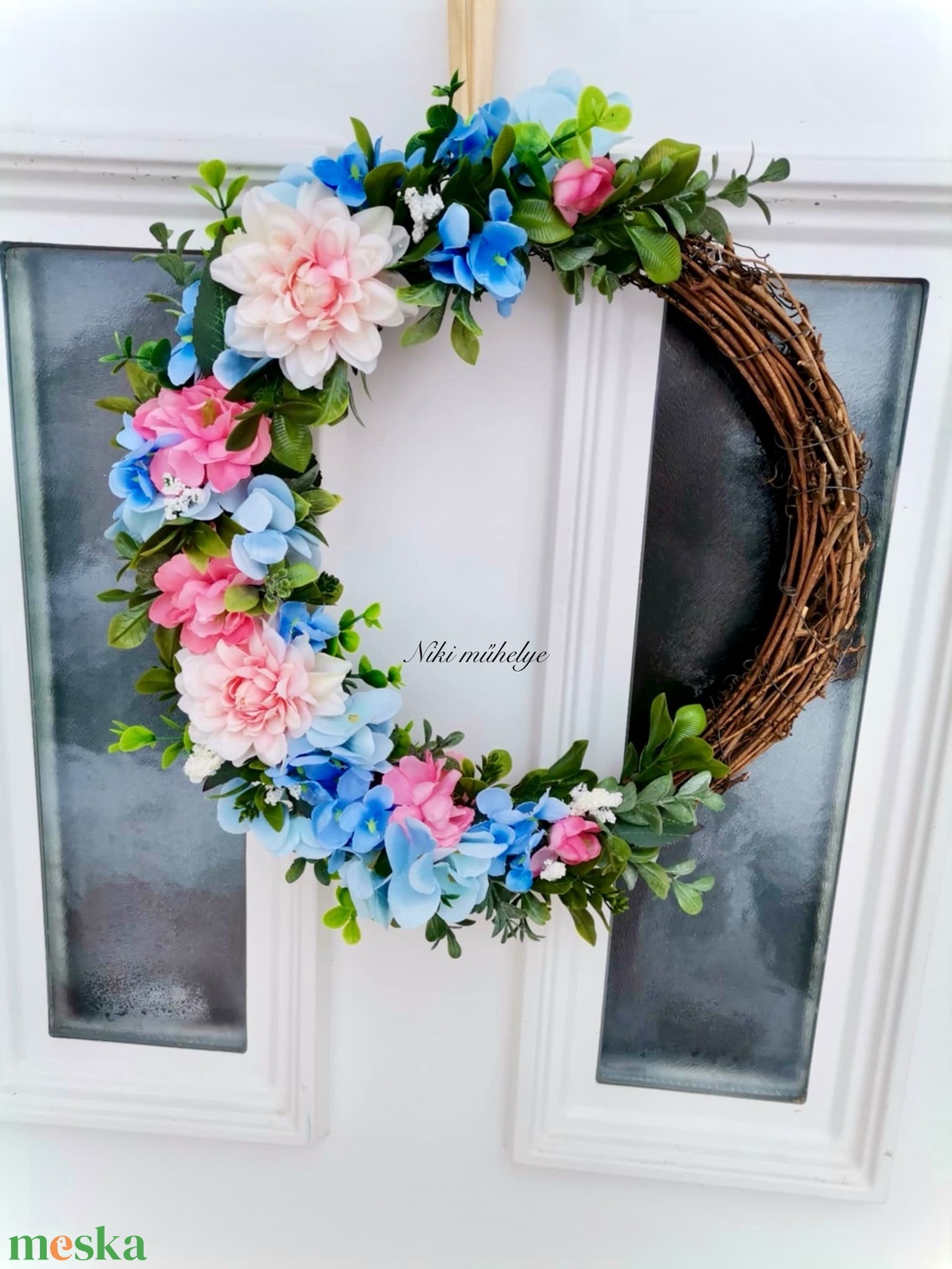 Kék hortenzia ajtódísz, kopogtató, tavasz, tél, mókus, vessző ajtódísz - otthon & életmód - dekoráció - ajtó- és ablak dekoráció - ajtódísz & kopogtató - Meska.hu