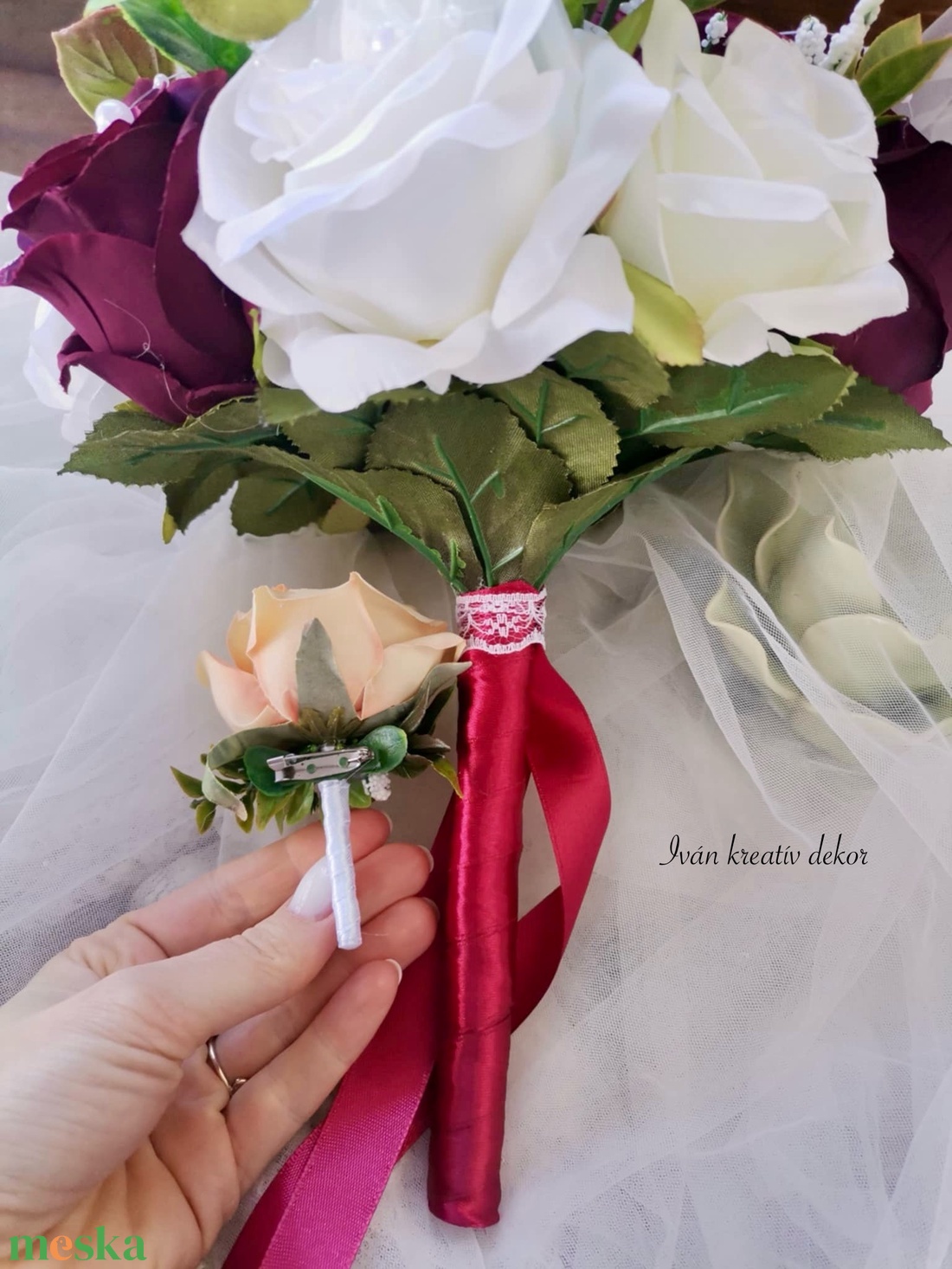 Gyöngyös Menyasszonyi csokor, örökcsokor, selyemvirág csokor kitűzővel, burgundi, bordó csokor - esküvő - menyasszonyi- és dobócsokor - Meska.hu