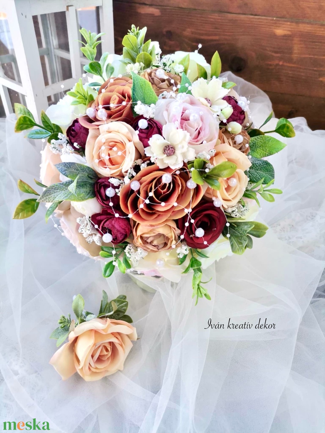 Gyöngyös Menyasszonyi csokor, örökcsokor, selyemvirág csokor kitűzővel, burgundi, bordó csokor - esküvő - menyasszonyi- és dobócsokor - Meska.hu