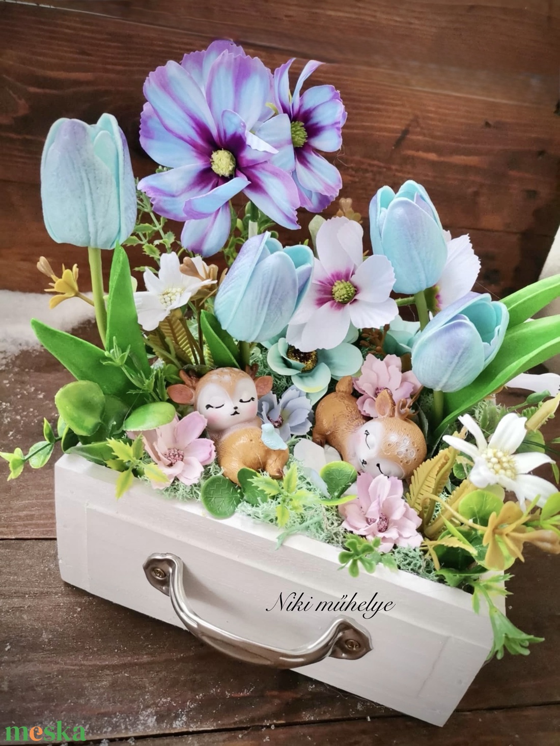 Fiókos őzike dekoráció, Tavaszi asztaldísz, húsvéti kosár dekoráció, pillangóvirág fiók dekor - otthon & életmód - dekoráció - húsvéti asztaldíszek - Meska.hu