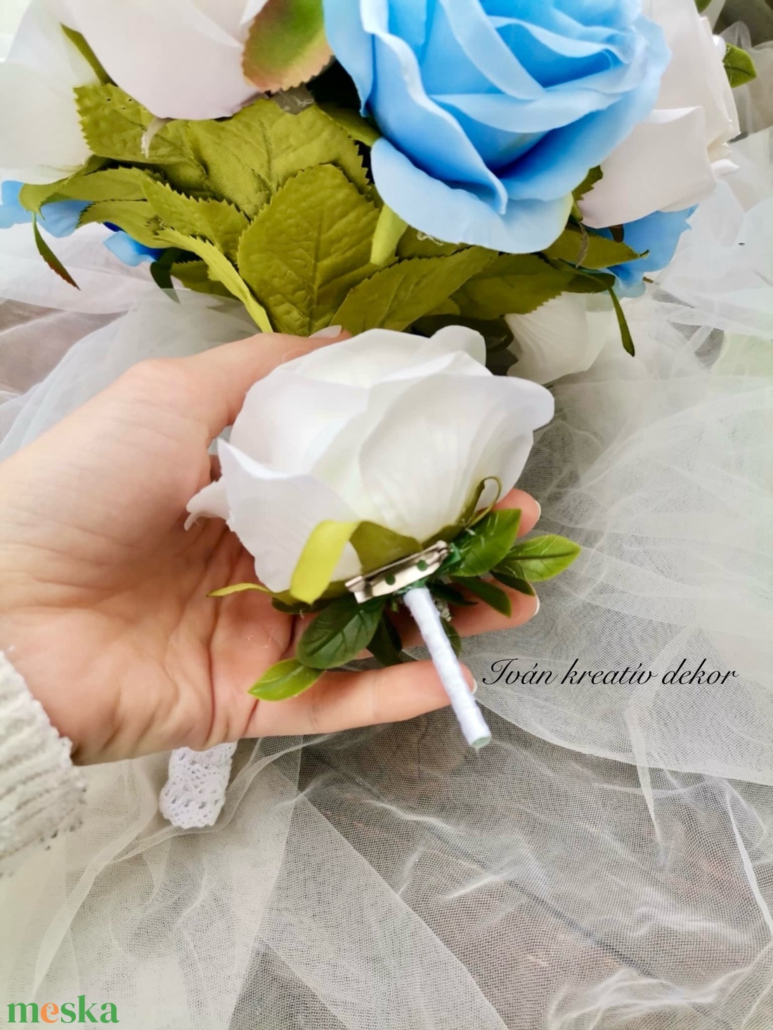 Gyöngyös Valami kék Menyasszonyi csokor, örökcsokor, selyemvirág csokor kitűzővel, - esküvő - menyasszonyi- és dobócsokor - Meska.hu