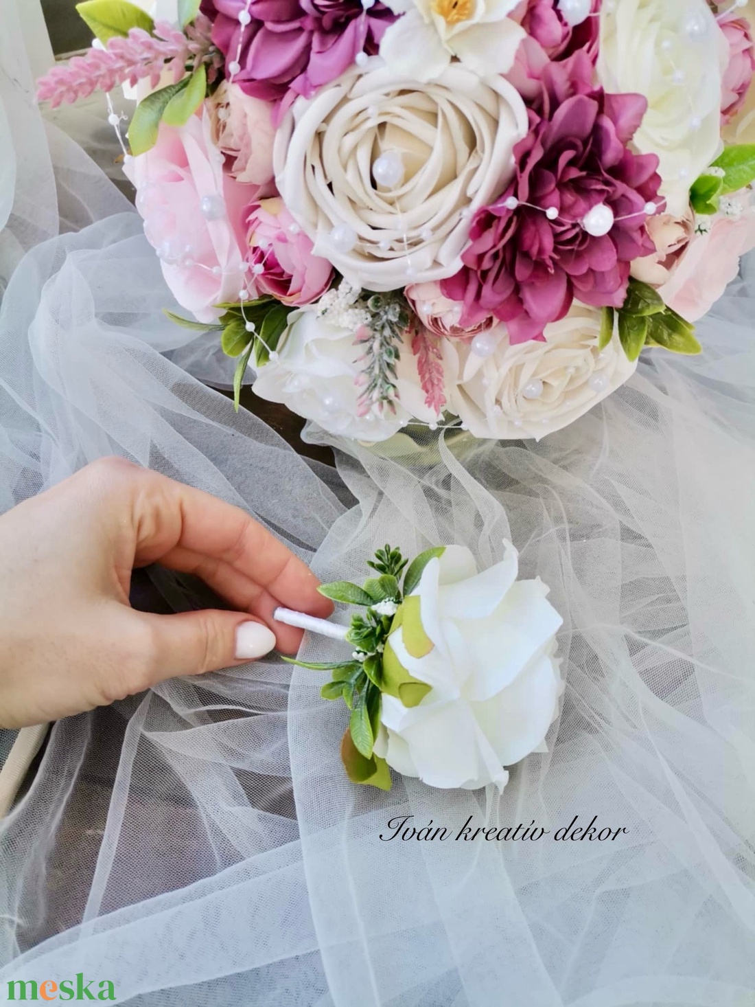 Gyöngyös Menyasszonyi csokor, örökcsokor, selyemvirág csokor kitűzővel, pasztell, nude csokor - esküvő - menyasszonyi- és dobócsokor - Meska.hu