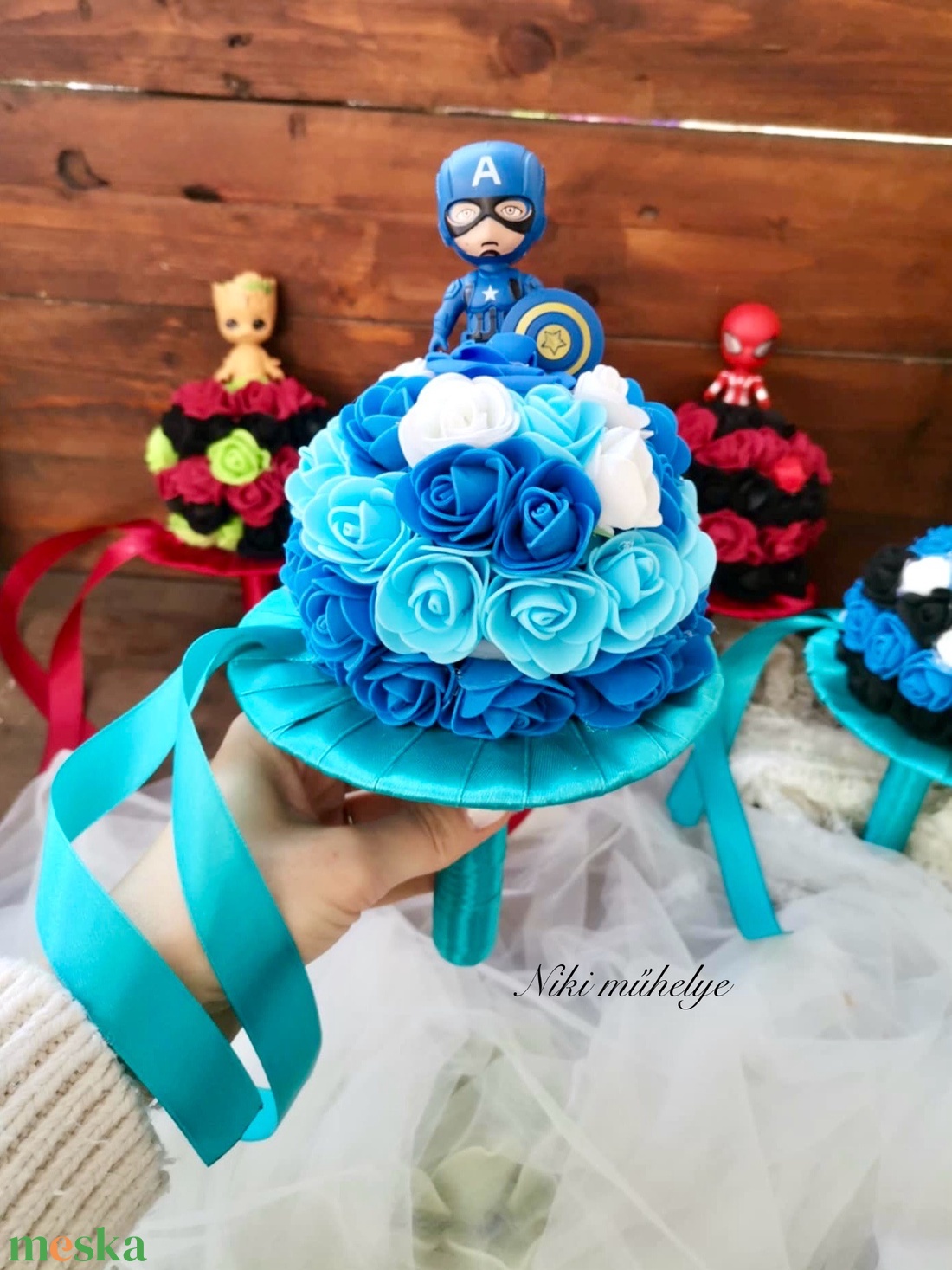 Ovis Ballagási csokor, Amerika kapitány  - otthon & életmód - virágdekoráció - virágok - virágcsokor - Meska.hu