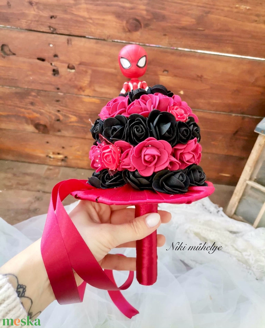 Ovis Ballagási csokor, pókember - otthon & életmód - virágdekoráció - virágok - virágcsokor - Meska.hu