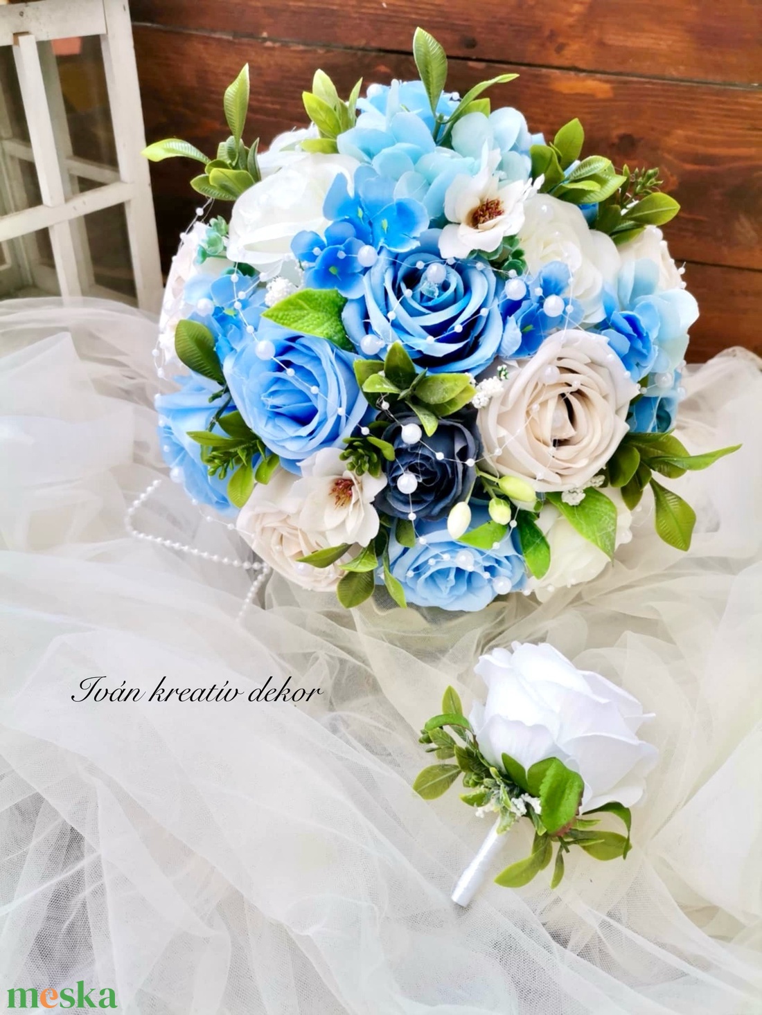 Gyöngyös Valami kék Menyasszonyi csokor, örökcsokor, selyemvirág csokor kitűzővel, - esküvő - menyasszonyi- és dobócsokor - Meska.hu