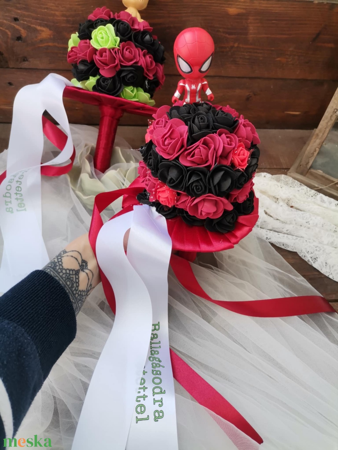 Ovis Ballagási csokor, pókember - otthon & életmód - virágdekoráció - virágok - virágcsokor - Meska.hu