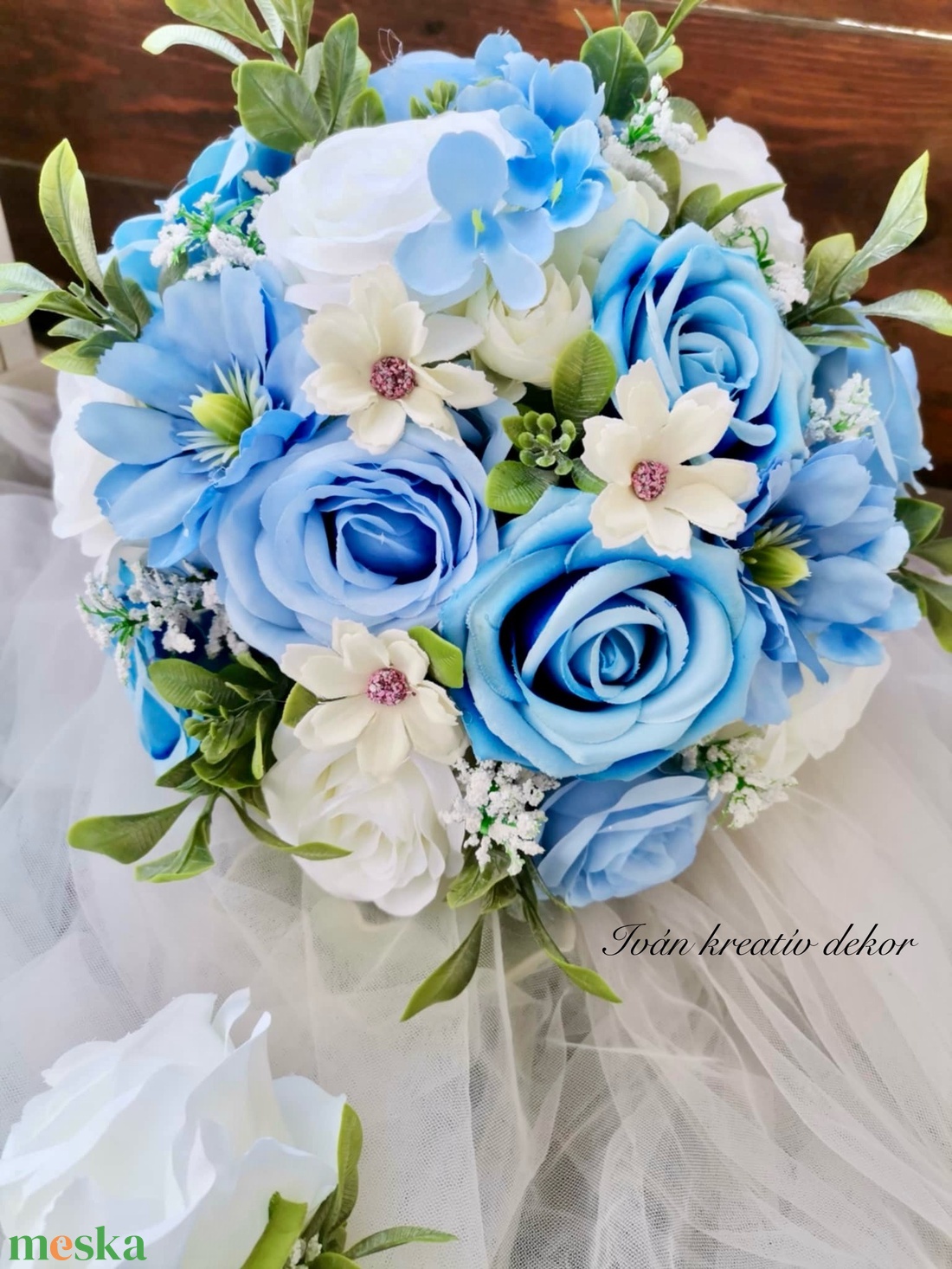 Valami kék Menyasszonyi csokor, örökcsokor, selyemvirág csokor kitűzővel, - esküvő - menyasszonyi- és dobócsokor - Meska.hu
