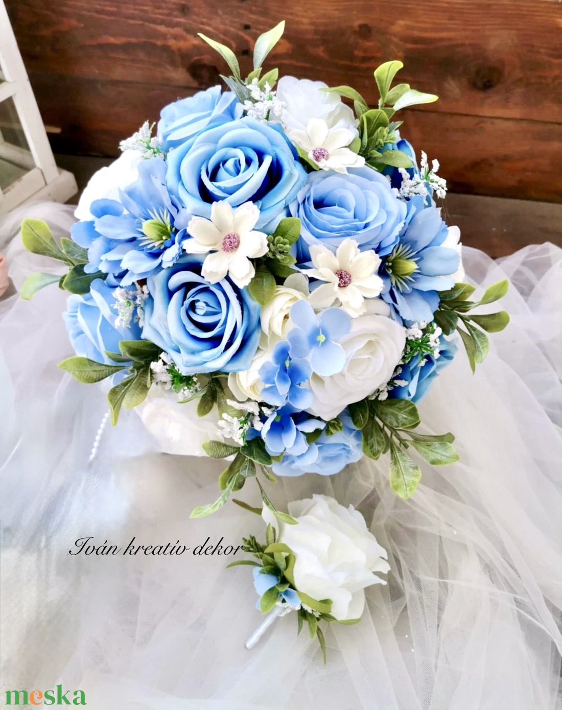  Valami kék Menyasszonyi csokor, örökcsokor, selyemvirág csokor kitűzővel, - esküvő - menyasszonyi- és dobócsokor - Meska.hu