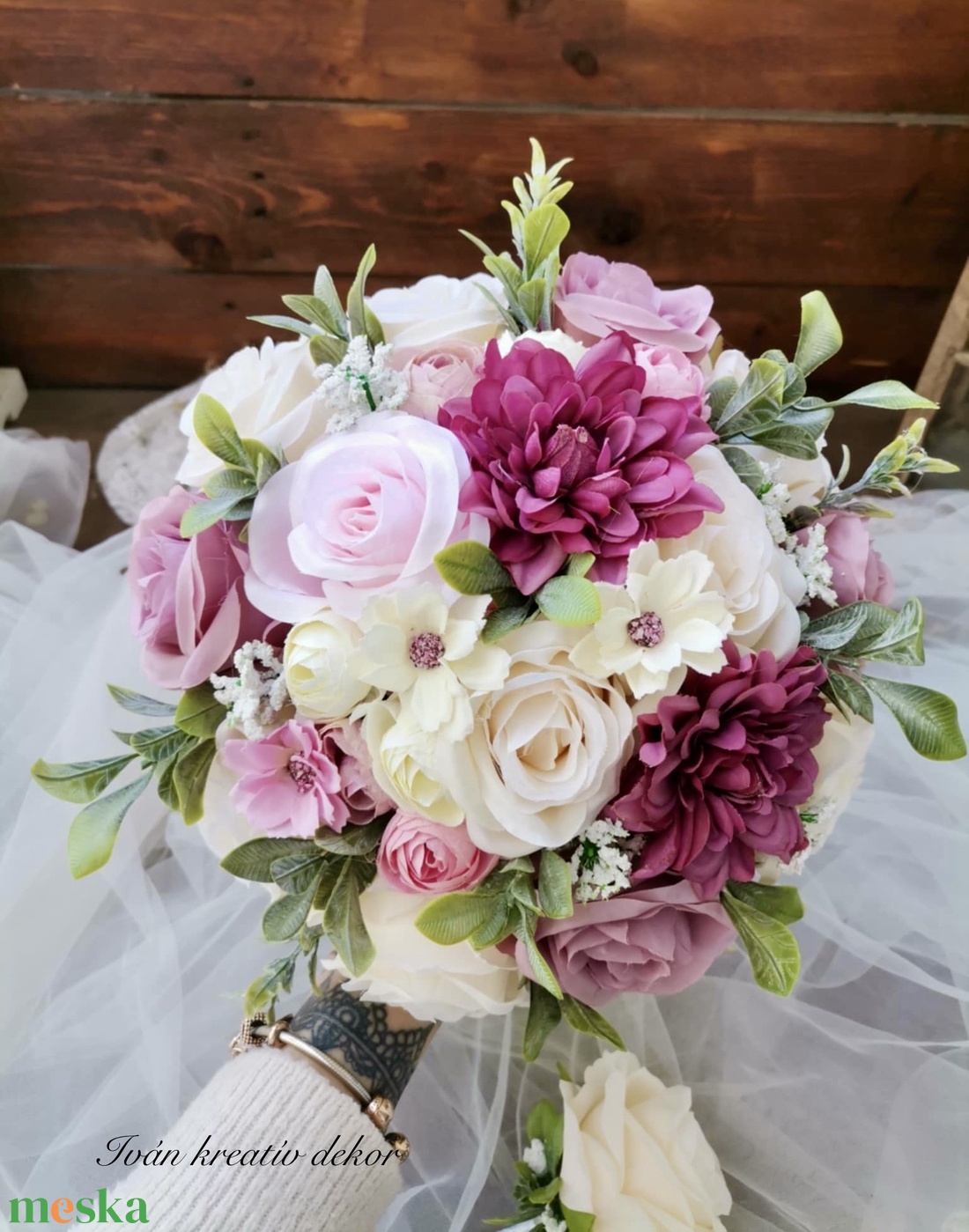 Pasztell nude menyasszonyi csokor örökcsokor, kitűzővel - esküvő - menyasszonyi- és dobócsokor - Meska.hu