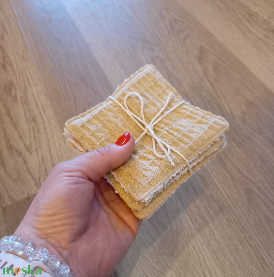 4 db arctisztító lap /natúr/, frottír-darázsszövet, zero waste - szépségápolás - arcápolás - arctisztító korong - Meska.hu 4 db arctisztító lap /natúr/, frottír-darázsszövet, zero waste - szépségápolás - arcápolás - arctisztító korong - Meska.hu