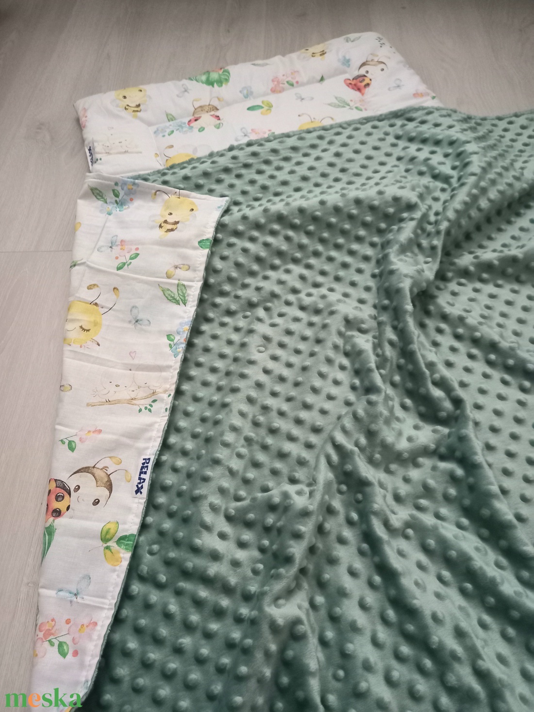 Ovis minky ágynemű garnitúra: minky takaró+párna /Zsálya/Katica,Méhecske,Madárka/ - játék & sport - ovis felszerelés - ovis ágynemű - Meska.hu Ovis minky ágynemű garnitúra: minky takaró+párna /Zsálya/Katica,Méhecske,Madárka/ - játék & sport - ovis felszerelés - ovis ágynemű - Meska.hu