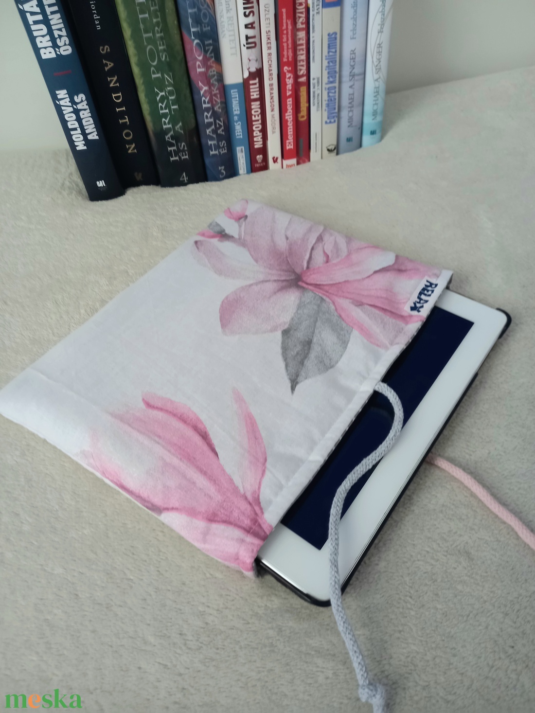Magnólia könyvtok, tablet tartó - könyv & zene - könyvtok - Meska.hu