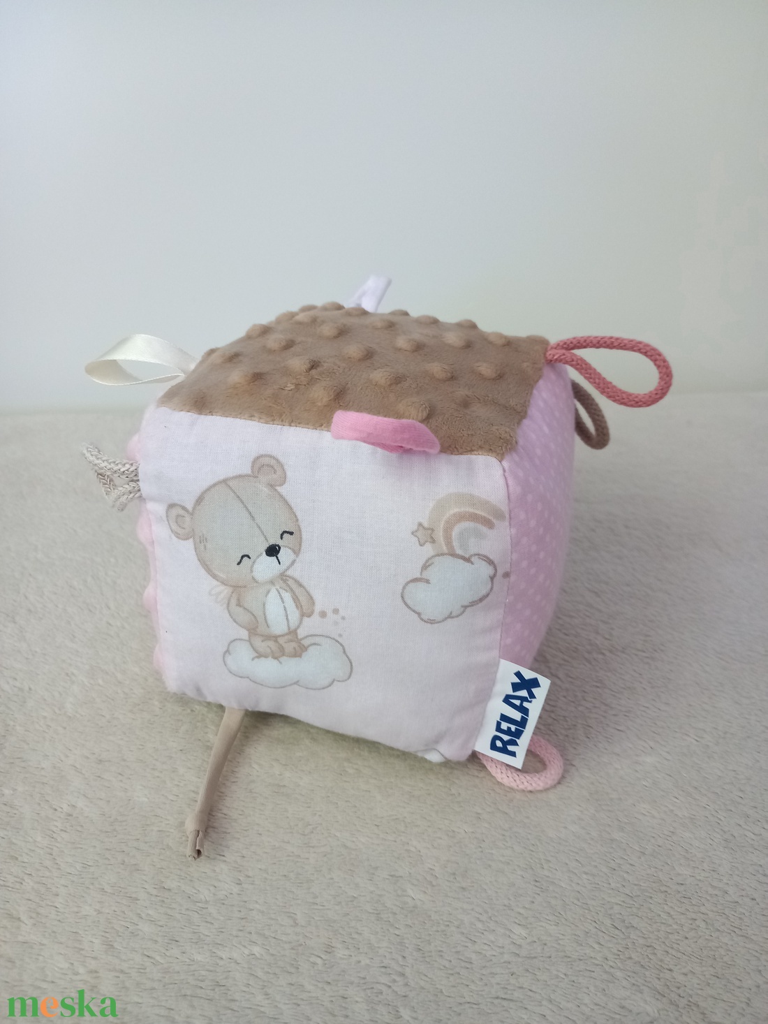 Pink Teddy Minky Címke kocka / Babakocka - játék & sport - 3 éves kor alattiaknak - babakocka - Meska.hu Pink Teddy Minky Címke kocka / Babakocka - játék & sport - 3 éves kor alattiaknak - babakocka - Meska.hu
