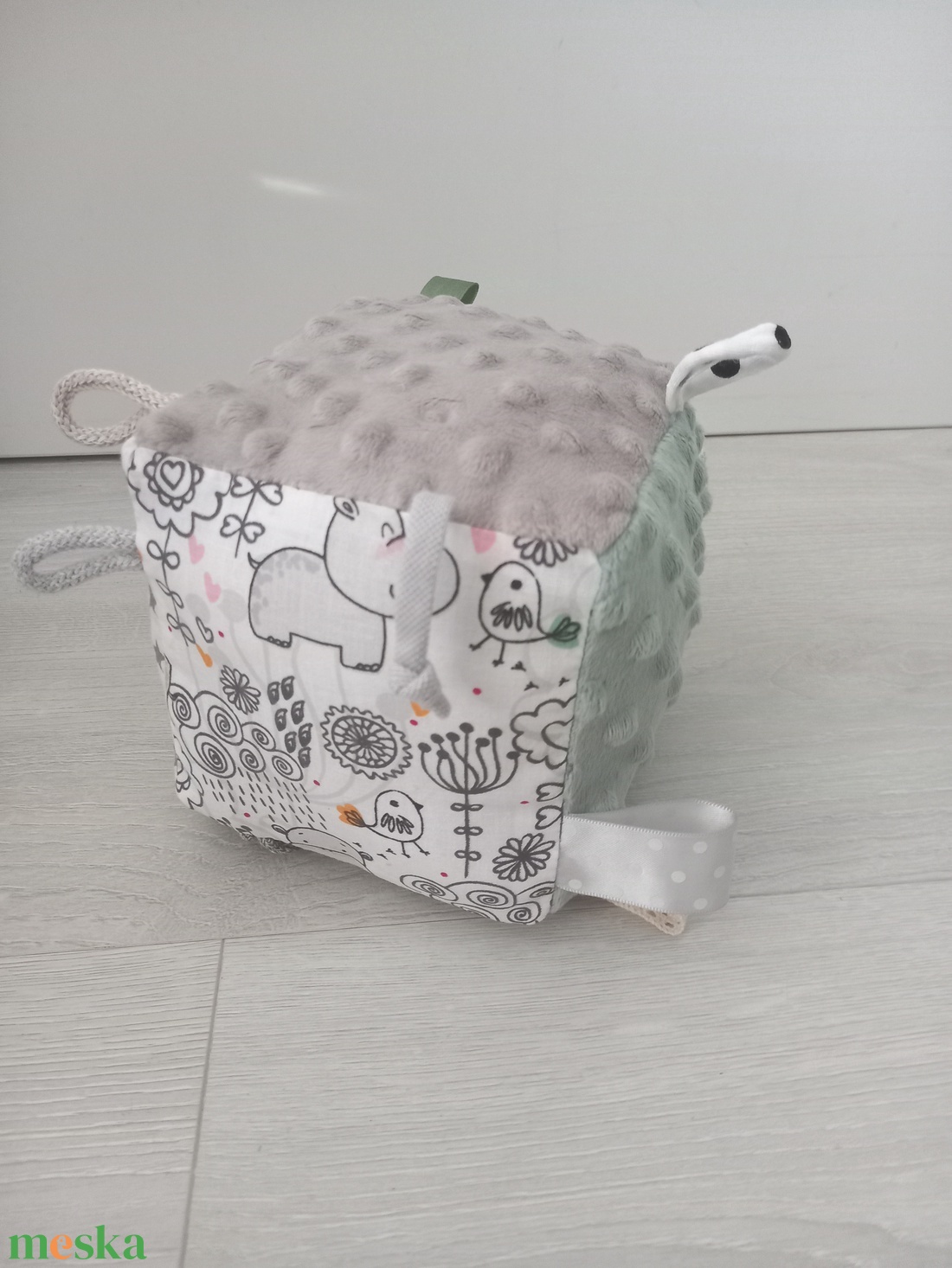 Zöld Hippo Minky Címke kocka / Babakocka - baba - mama - baba játékok - babakocka - Meska.hu