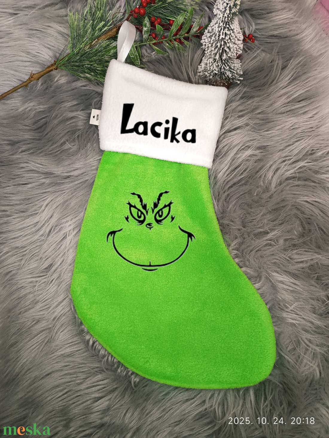 Grinch mintájú Mikulás csizma - karácsony - mikulás - mikulás csizma és zokni - Meska.hu Grinch mintájú Mikulás csizma - karácsony - mikulás - mikulás csizma és zokni - Meska.hu