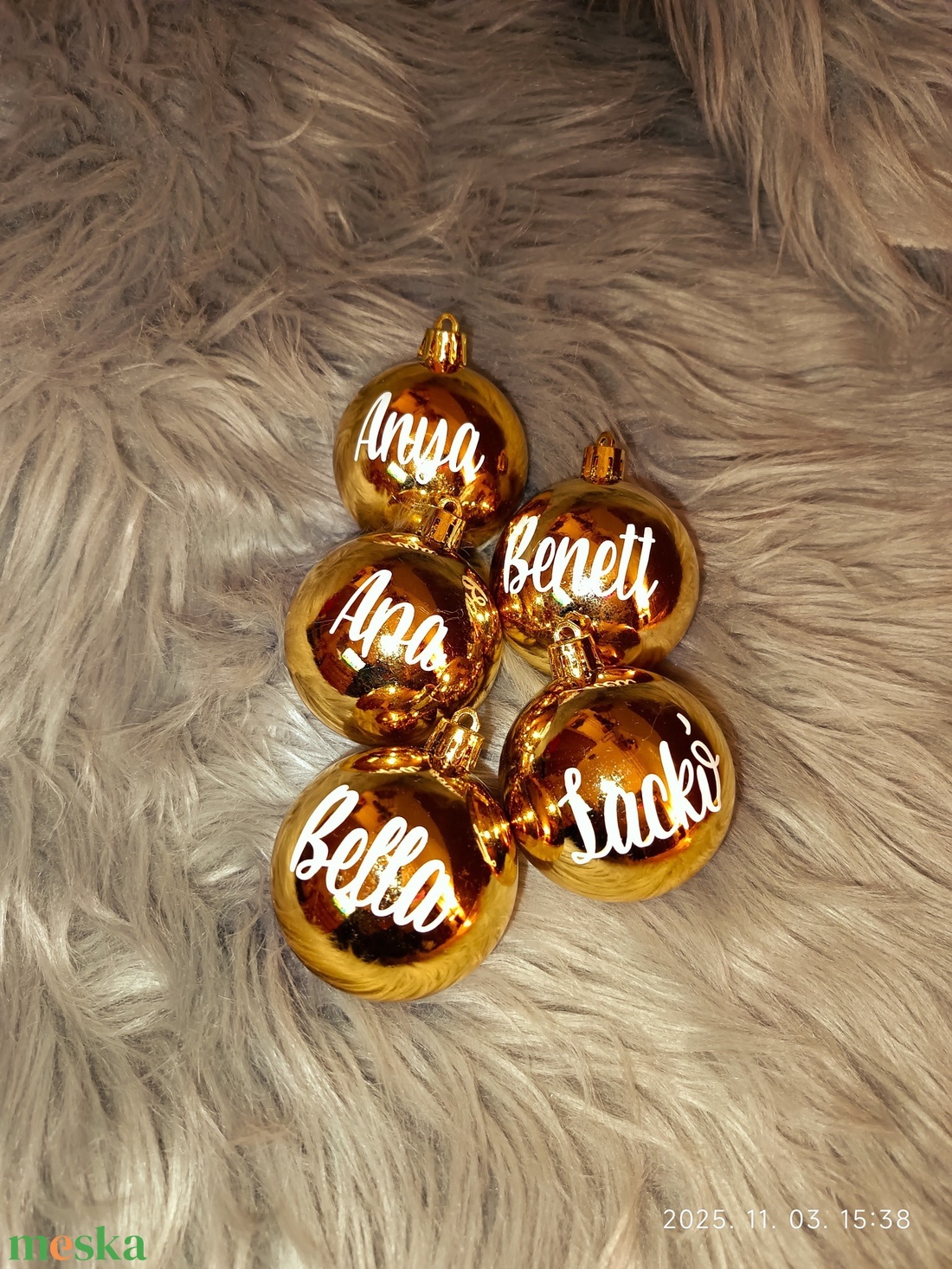 Karácsonyfagömb névvel - karácsony - karácsonyi lakásdekoráció - karácsonyfadíszek - Meska.hu