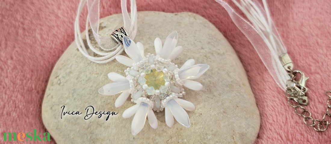 Hófehér Amira Hópihe Medál Nyaklánccal - ékszer - nyaklánc - medálos nyaklánc - Meska.hu