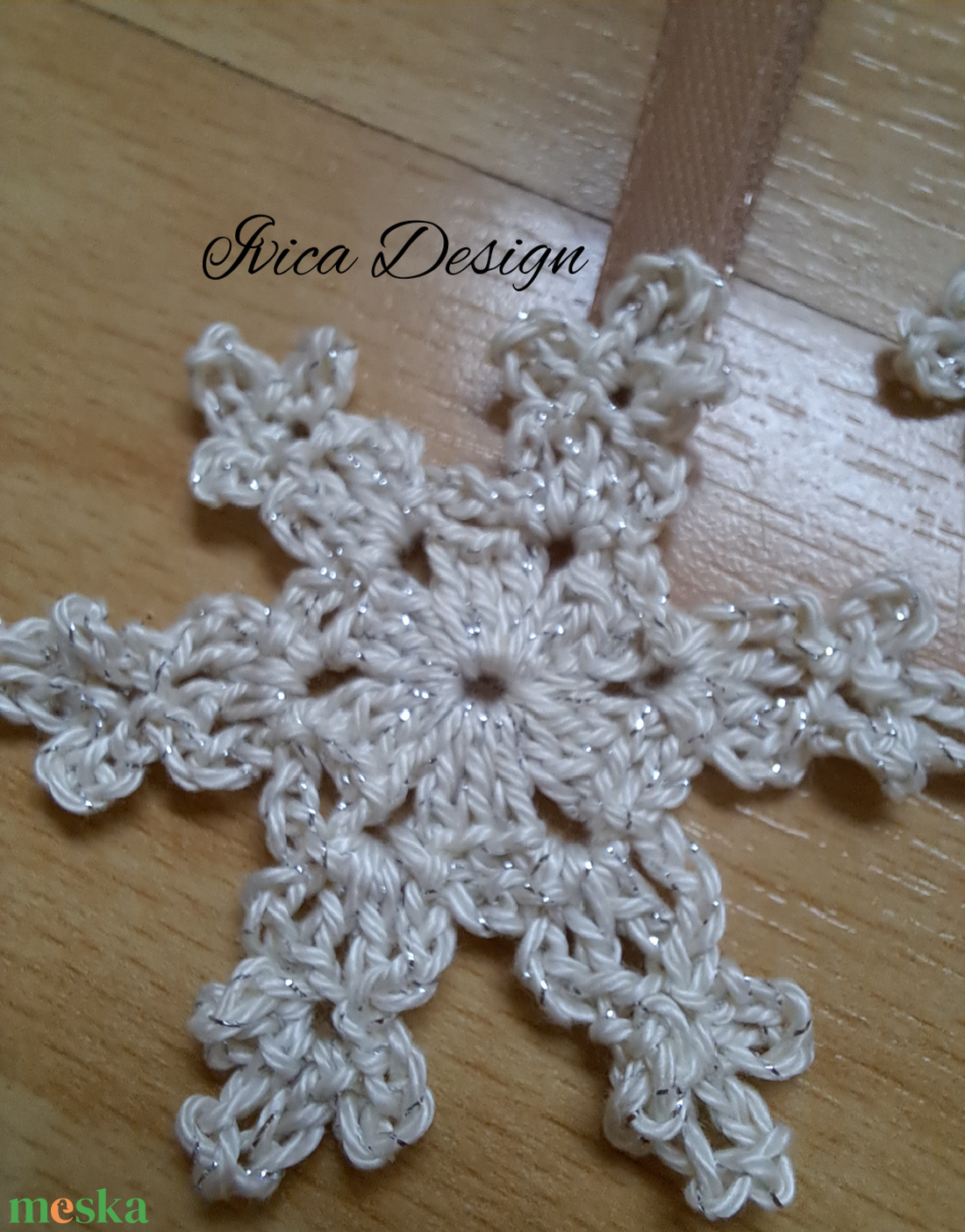 Aranyszálas Horgolt Hópihék - karácsony - karácsonyi lakásdekoráció - karácsonyfadíszek - Meska.hu