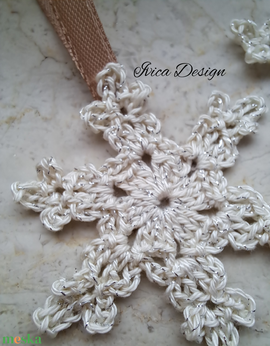 Aranyszálas Horgolt Hópihék - karácsony - karácsonyi lakásdekoráció - karácsonyfadíszek - Meska.hu