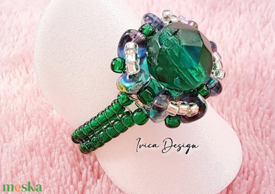 Smaragdzöld Mira Gyűrű - ékszer - gyűrű - gyöngyös gyűrű - Meska.hu