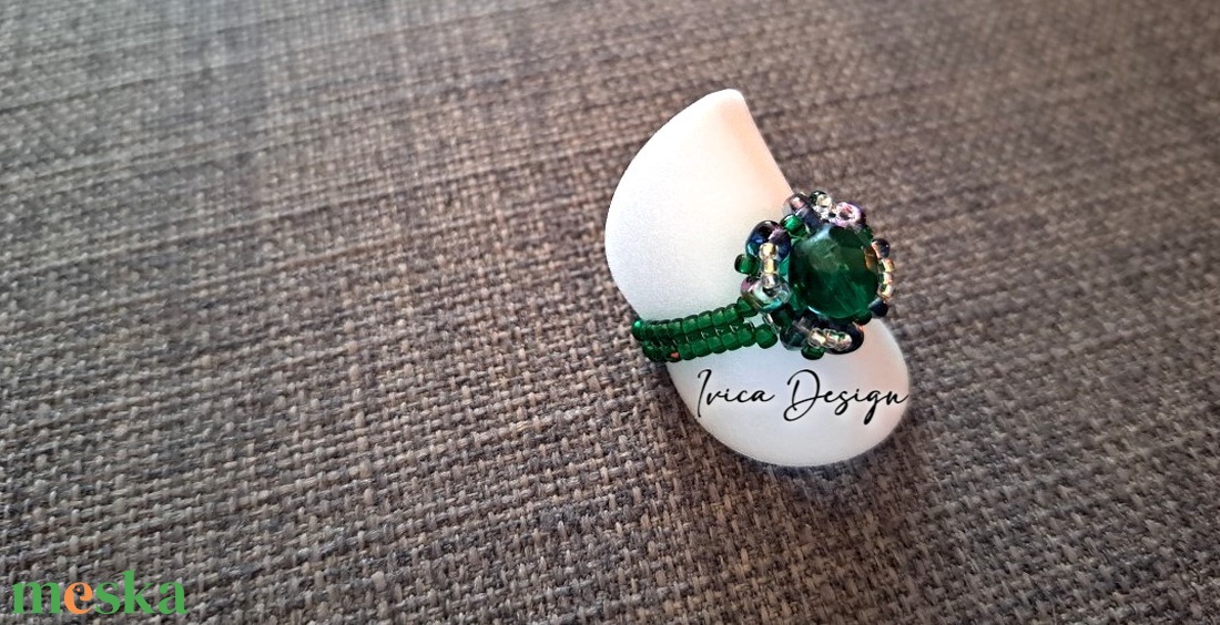 Smaragdzöld Mira Gyűrű - ékszer - gyűrű - gyöngyös gyűrű - Meska.hu