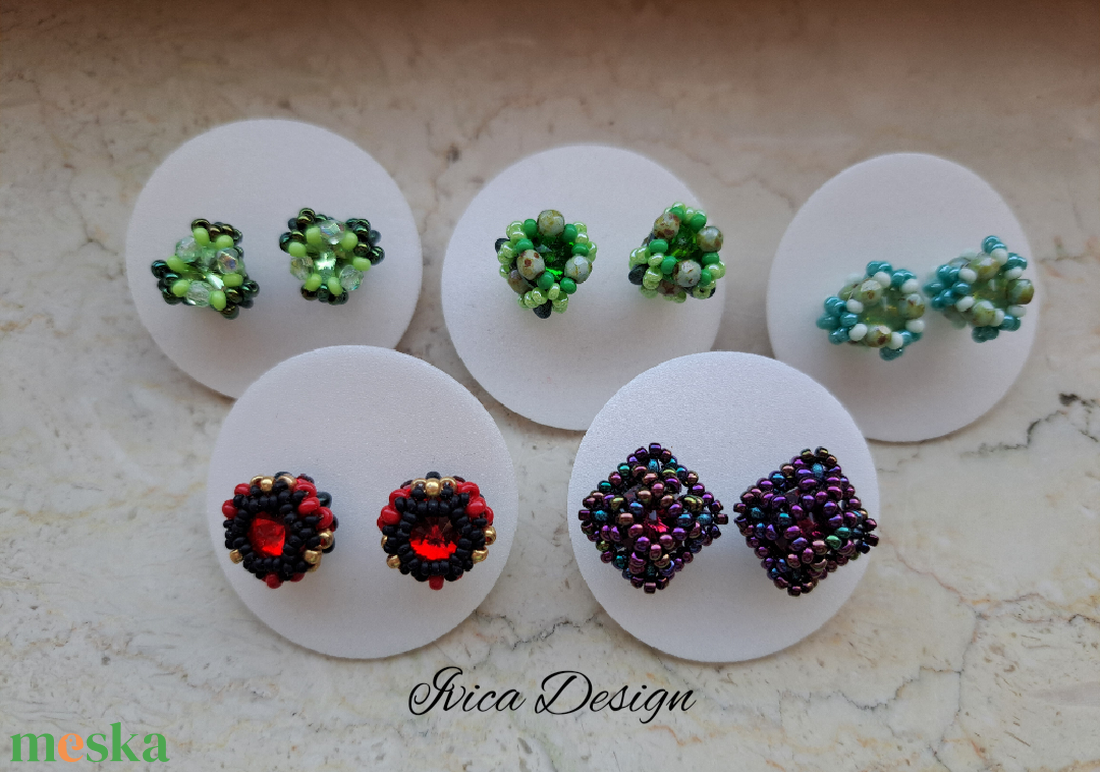 Zoé Bedugós Kristályos Fülbevalók Több Színben - ékszer - fülbevaló - pötty fülbevaló - Meska.hu