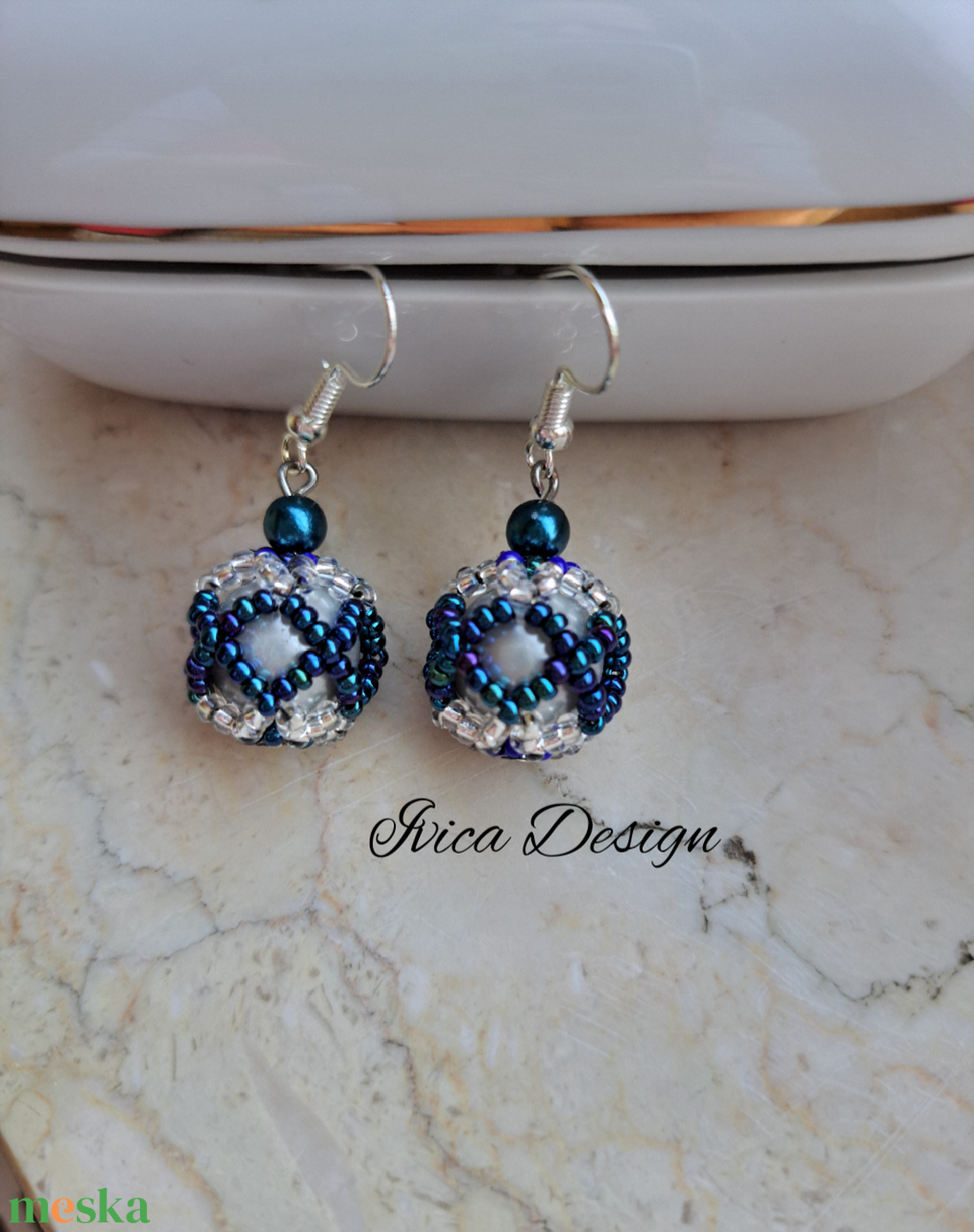 Tavaszi Hálós Bogyós Fülbevalók - ékszer - fülbevaló - lógós kerek fülbevaló - Meska.hu