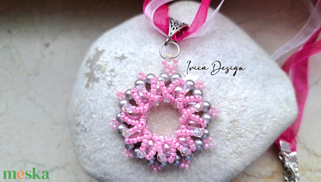 Pink Ezüst Sweeney Medál Nyaklánccal - ékszer - nyaklánc - medálos nyaklánc - Meska.hu