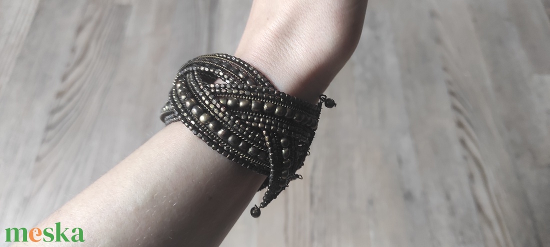 �� Arany éj gyöngy karkötő � elegáns kézműves statement ékszer - ékszer - karkötő - gyöngyös karkötő - Meska.hu