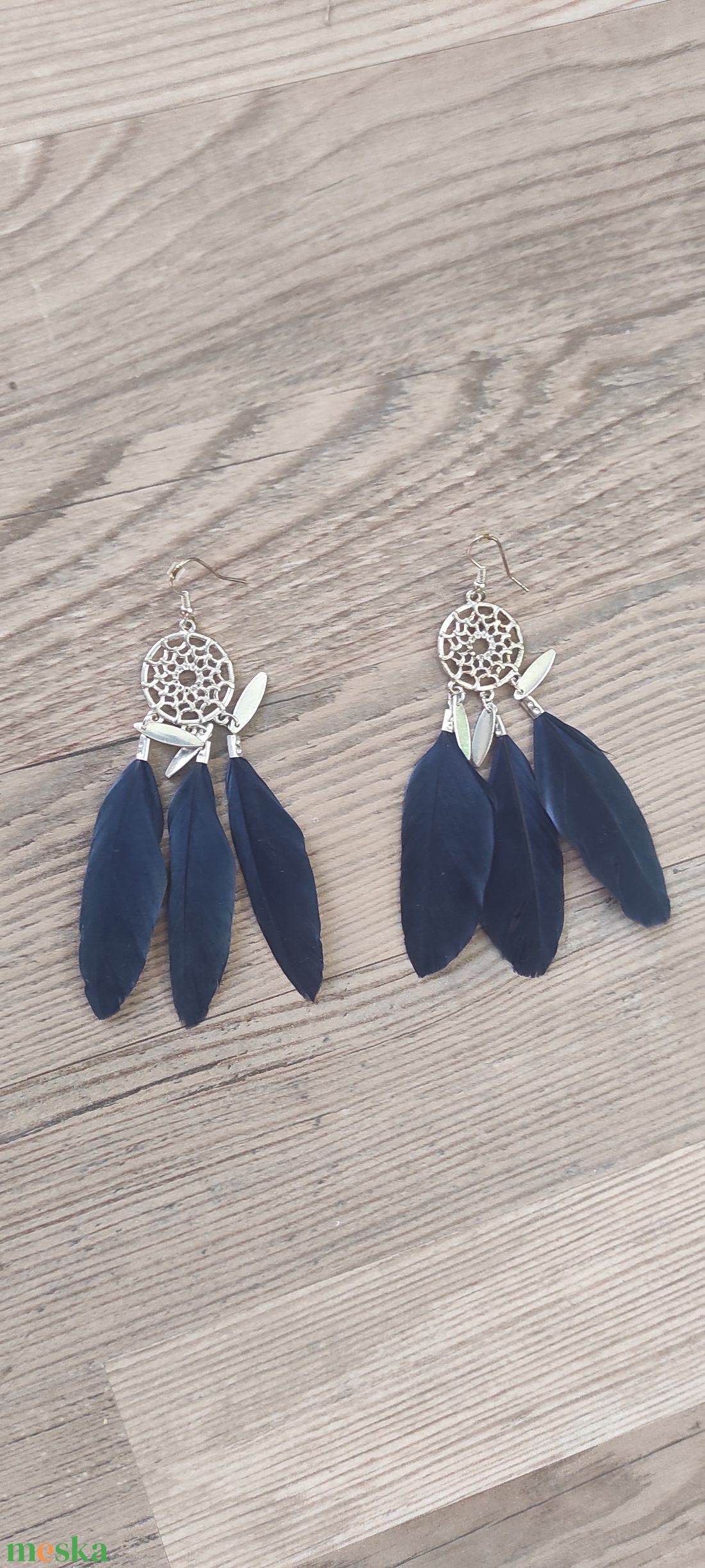 Álomfogó stílusú tollas fülbevaló � sötétkék, bohém - ékszer - fülbevaló - lógó fülbevaló - Meska.hu