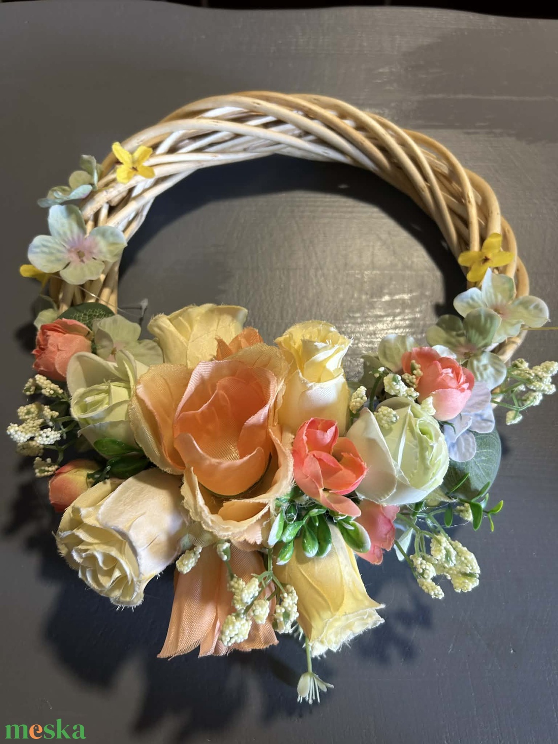  Vidám tavaszi koszorú sárga-barack virágokkal � ajtódísz - otthon & életmód - dekoráció - ajtó- és ablak dekoráció - ajtódísz & kopogtató - Meska.hu