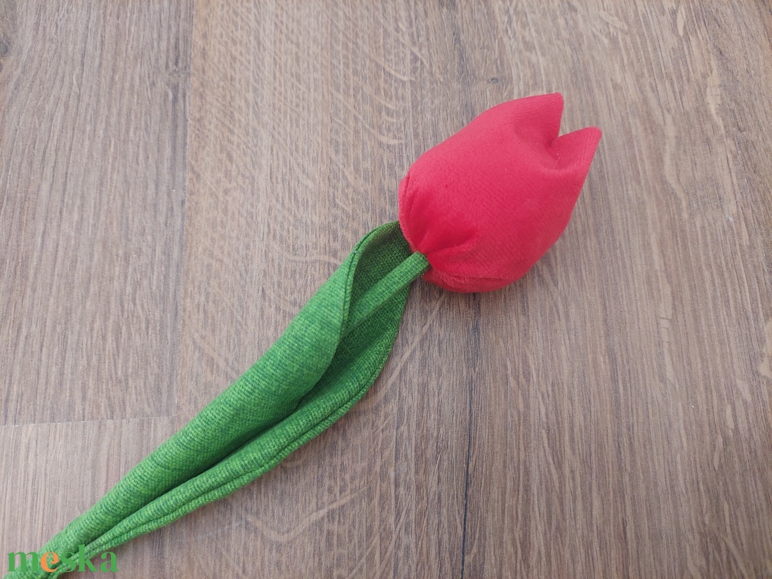 Puha bársony tulipán  - otthon & életmód - dekoráció - asztal és polc dekoráció - asztaldísz - Meska.hu