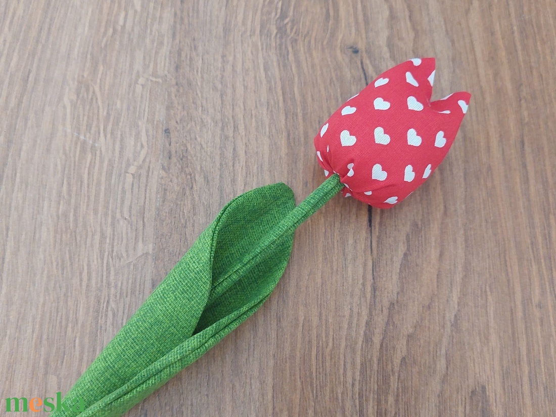 Textil tulipán - otthon & életmód - dekoráció - asztal és polc dekoráció - asztaldísz - Meska.hu Textil tulipán - otthon & életmód - dekoráció - asztal és polc dekoráció - asztaldísz - Meska.hu