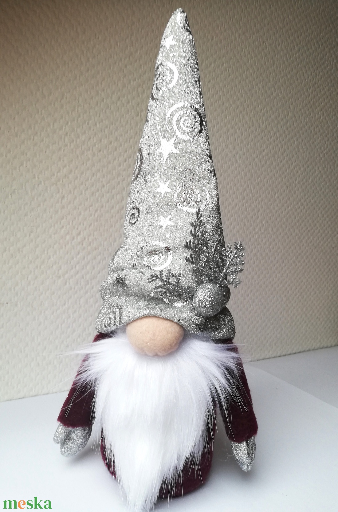 Ezüst sapkás téli manó - karácsony - karácsonyi lakásdekoráció - karácsonyi manók, figurák - Meska.hu