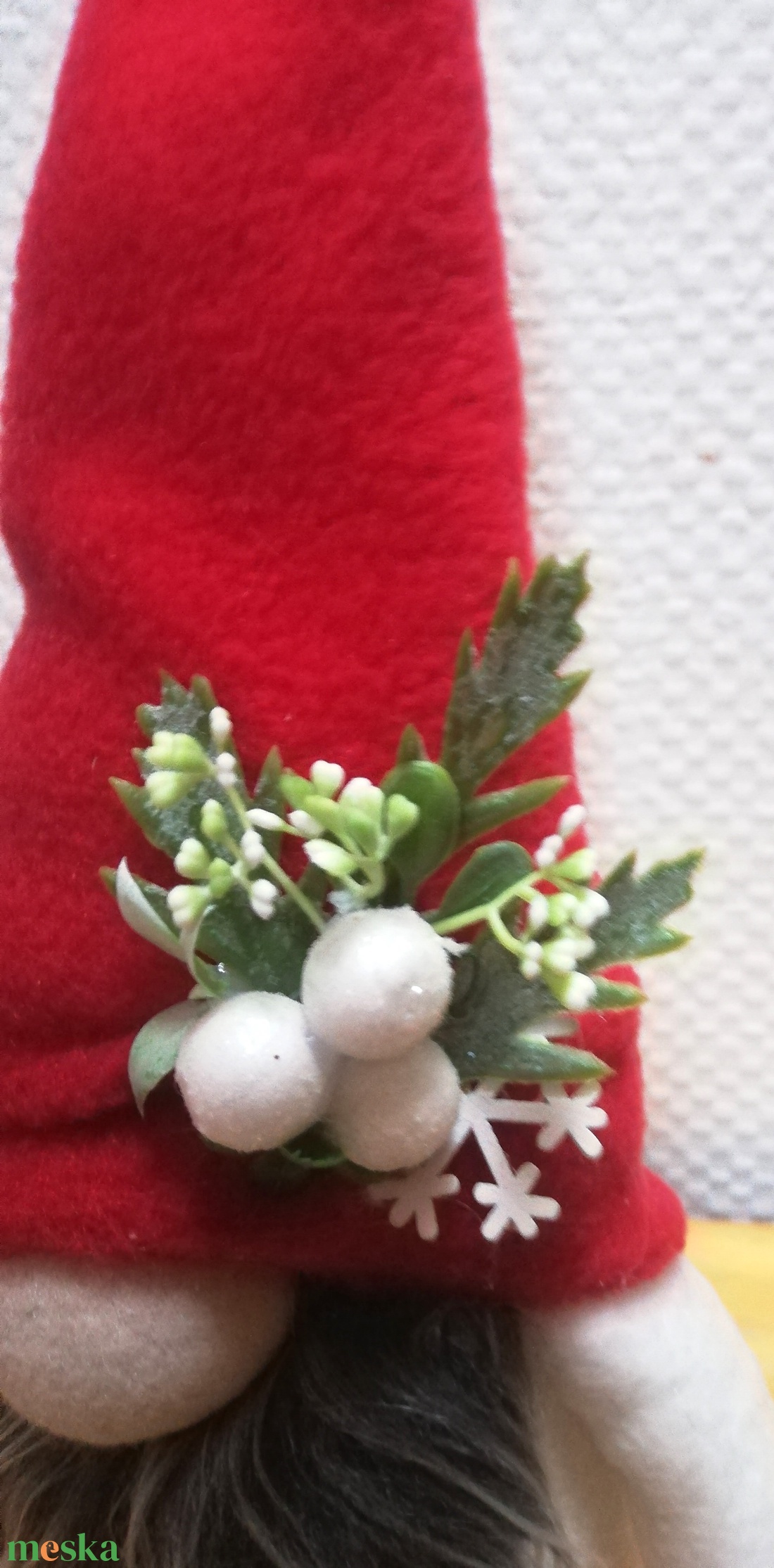 Téli manó ajándékdobozzal - otthon & életmód - dekoráció - manók - Meska.hu