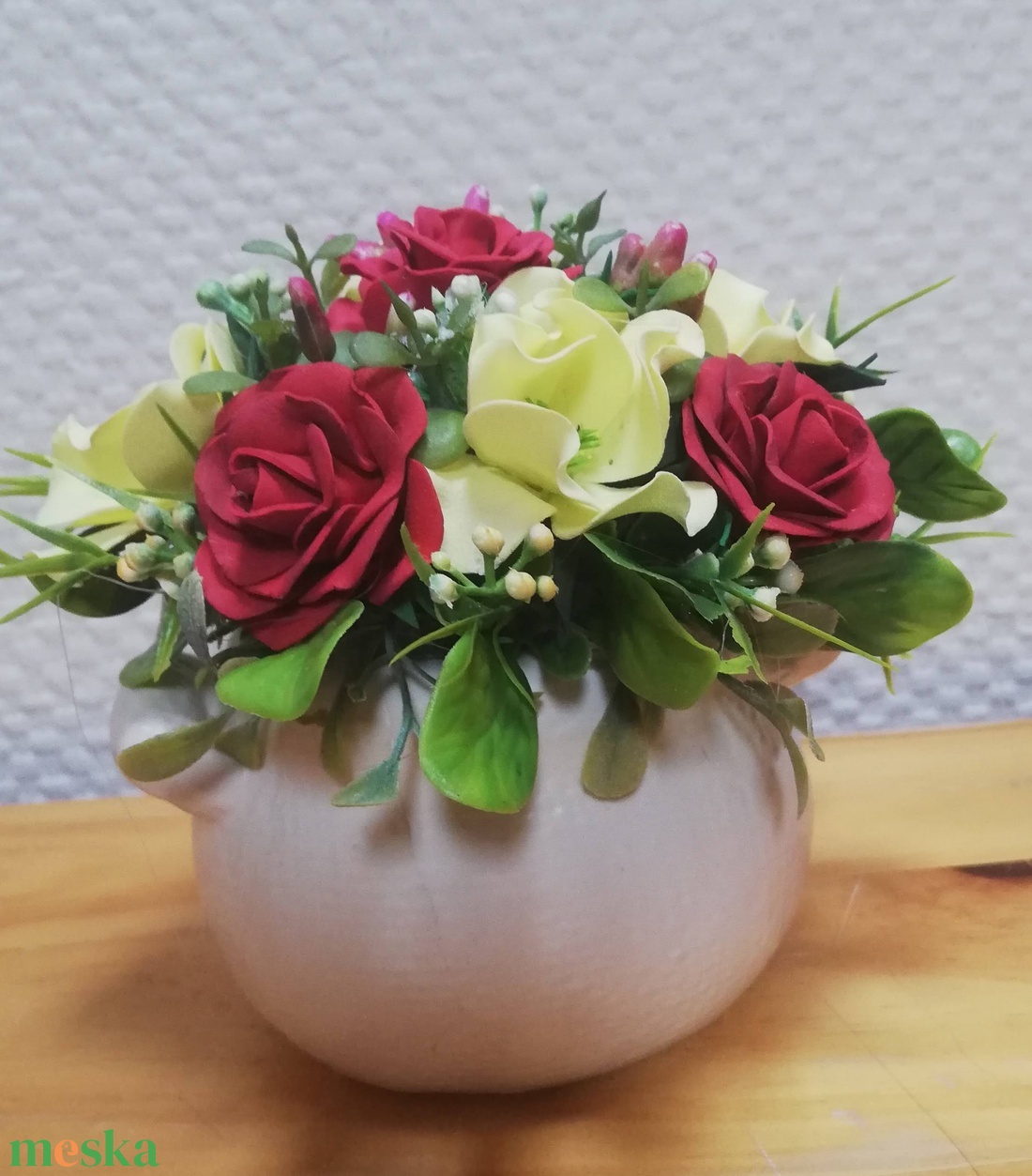 Virágos asztaldísz - otthon & életmód - virágdekoráció - virágdíszek - virágdísz kaspóban - Meska.hu